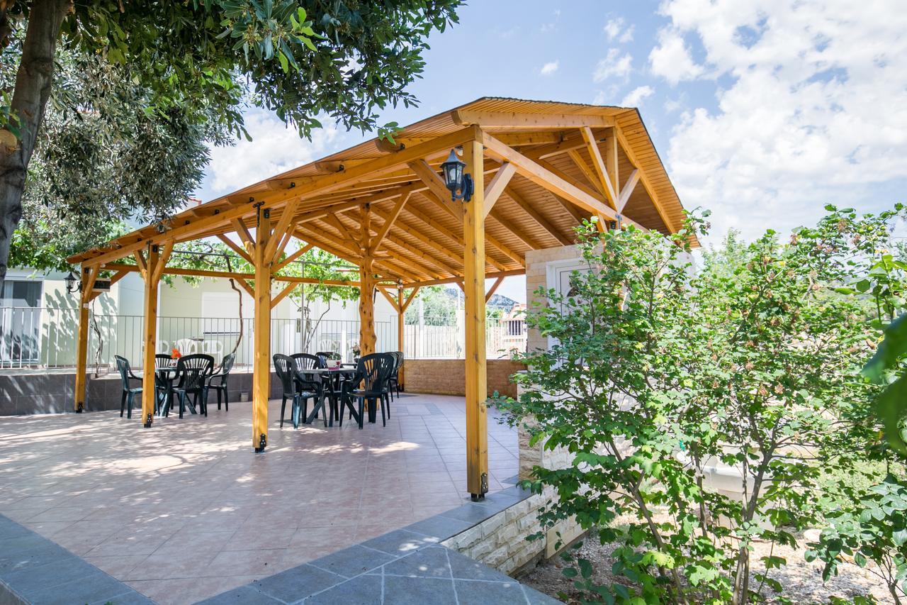 Villa Dimitris Potos Exterior photo